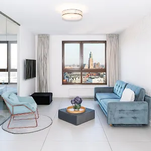 Apartment Up'arts, Breslau