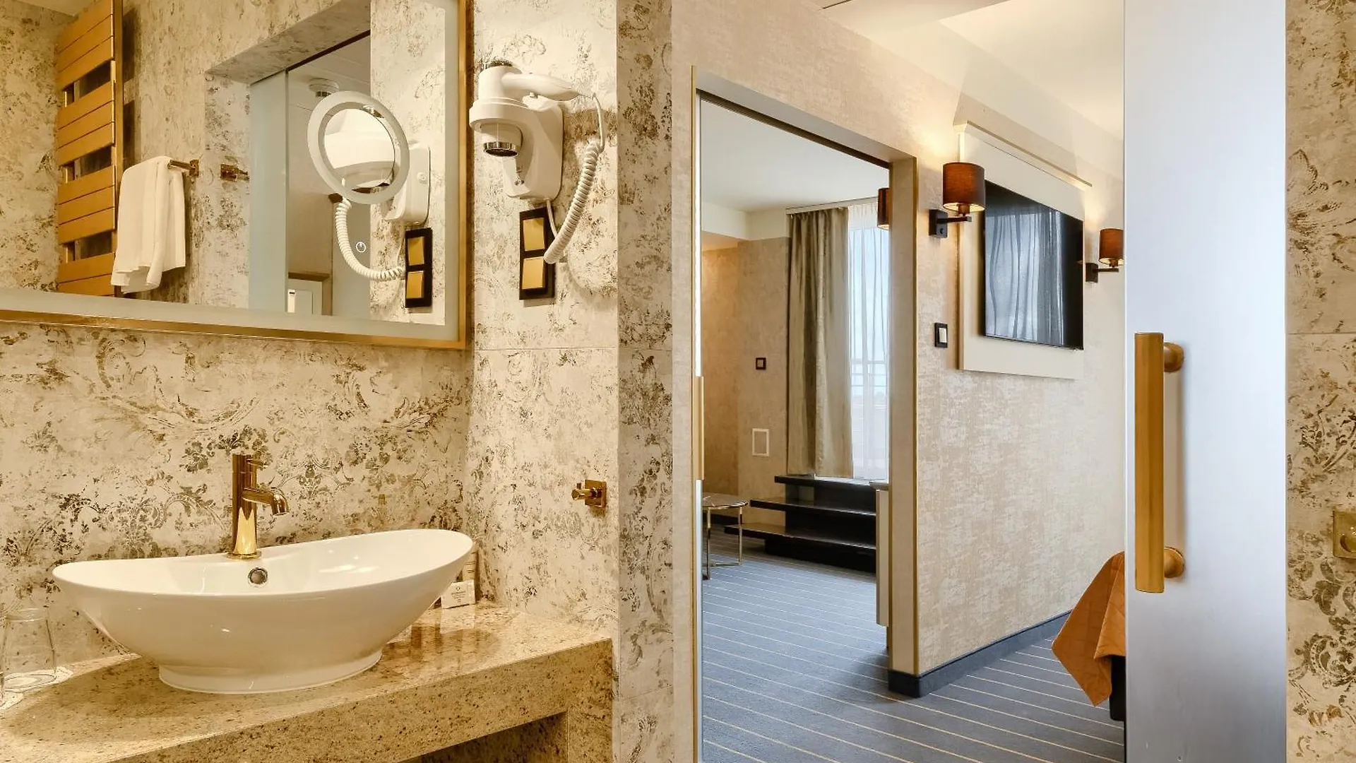 Park Hotel Diament Breslau Polen